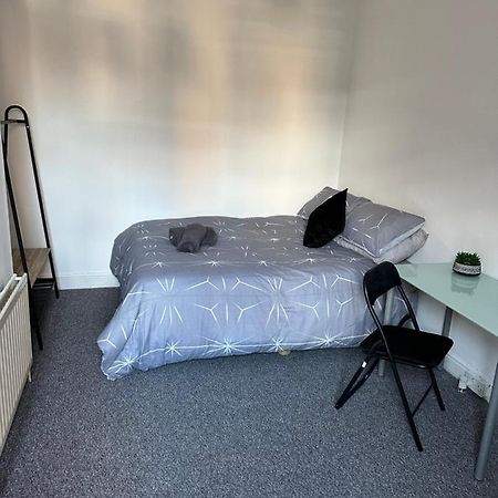 Tiye Estates Short Stay Stoke-on-Trent Εξωτερικό φωτογραφία