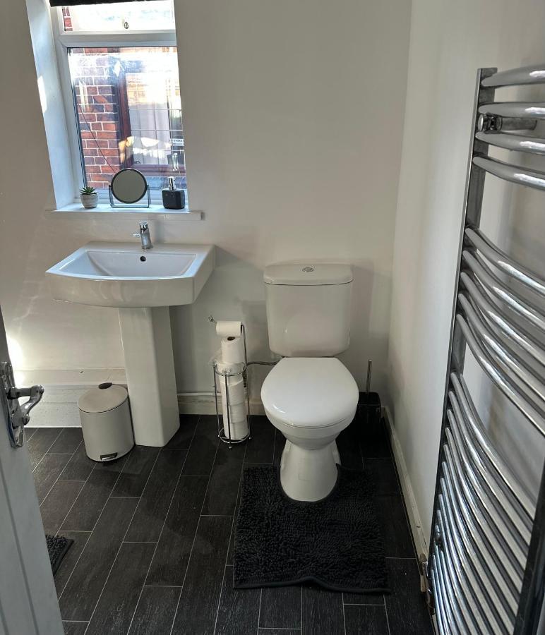 Tiye Estates Short Stay Stoke-on-Trent Εξωτερικό φωτογραφία